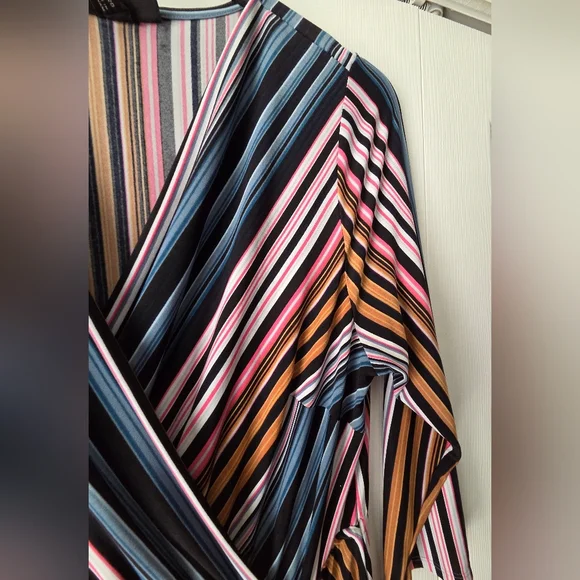 Lane Bryant Surplice-Neck Side-Ruched Midi Dress Size 18/20 - Picture 5 of 15